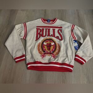 NBA Bulls Red and White Sweater